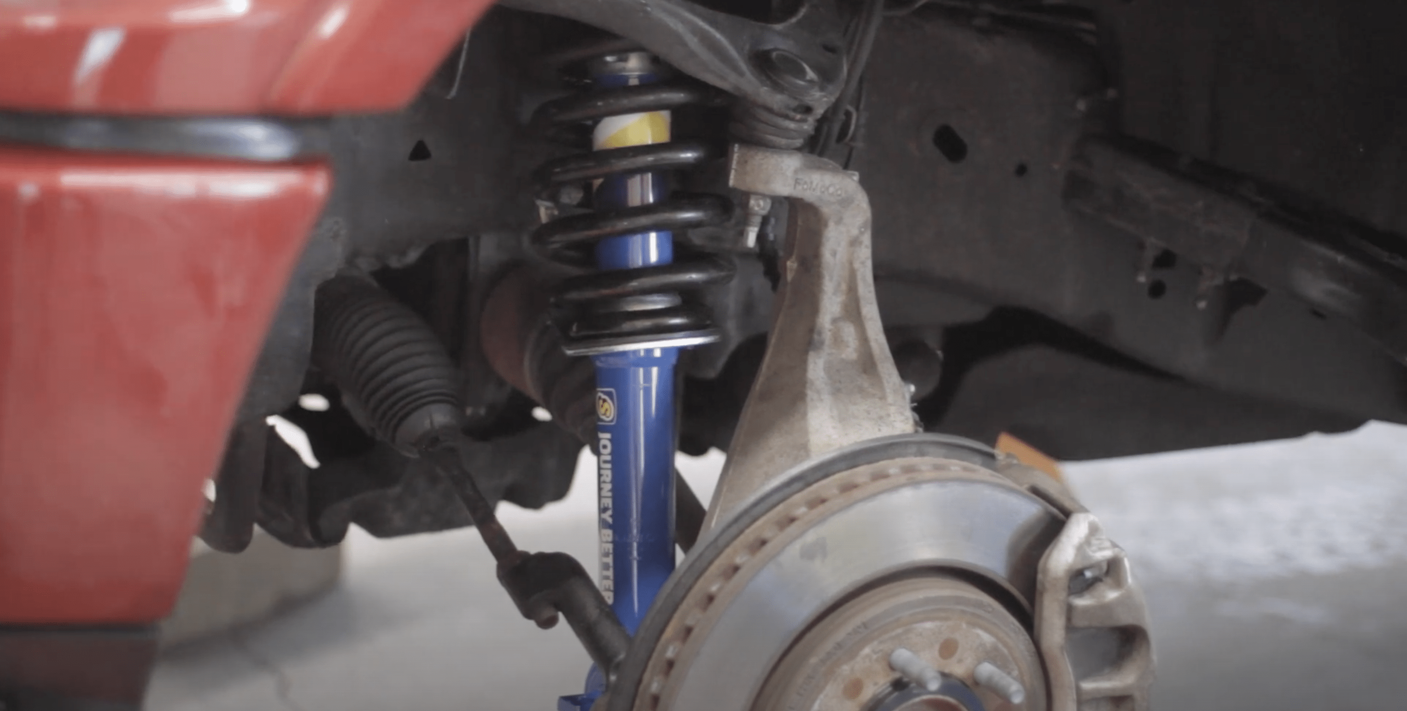 How a leveling kit affects towing